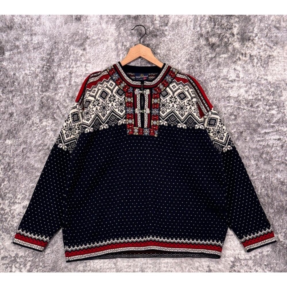 Men SKJAEVELAND Nordic Wool Fair Isle Pullover Metal Clasps